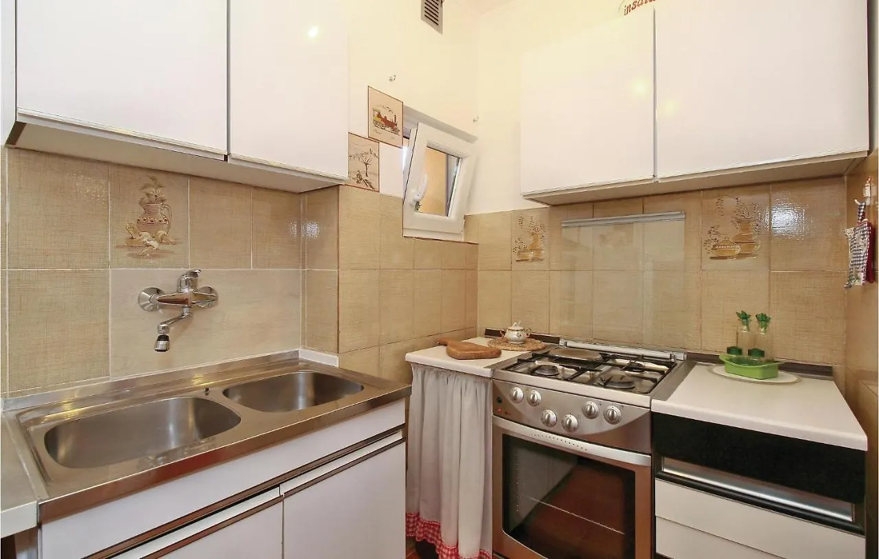 Awesome Apartment In Novigrad With Kitchen 0*, Novigrad Istria Kroatien