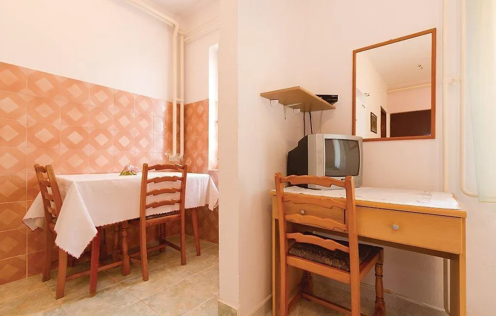 Awesome Apartment In Novigrad With Kitchen 0*, Novigrad Istria 크로아티아