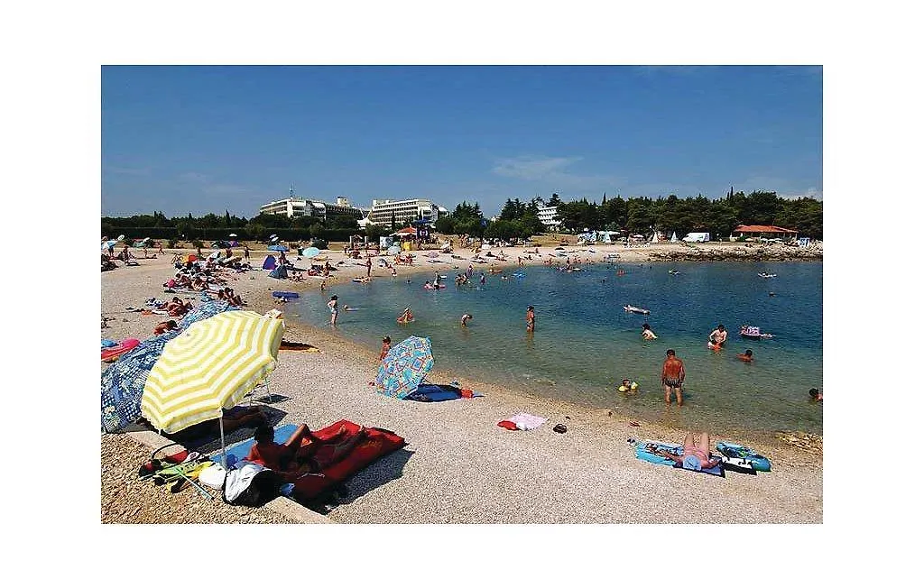 Awesome Apartment In Novigrad With Kitchen Novigrad Istria